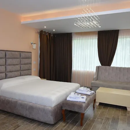 Monte Mare 4* Vlorë