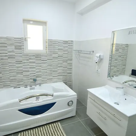 ホテル Monte Mare Vlorë
